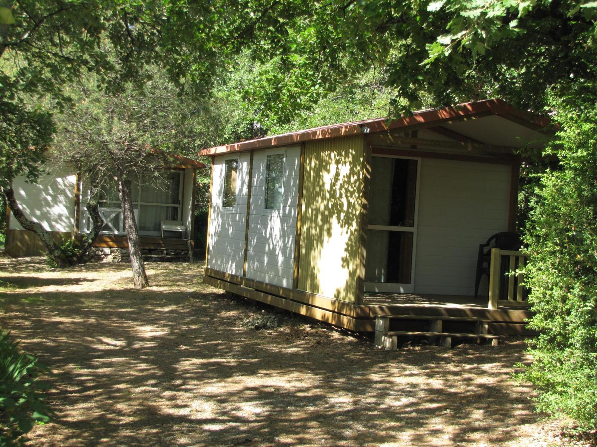 Camping Chalets Les Chenes Verts Vogue Exterior photo